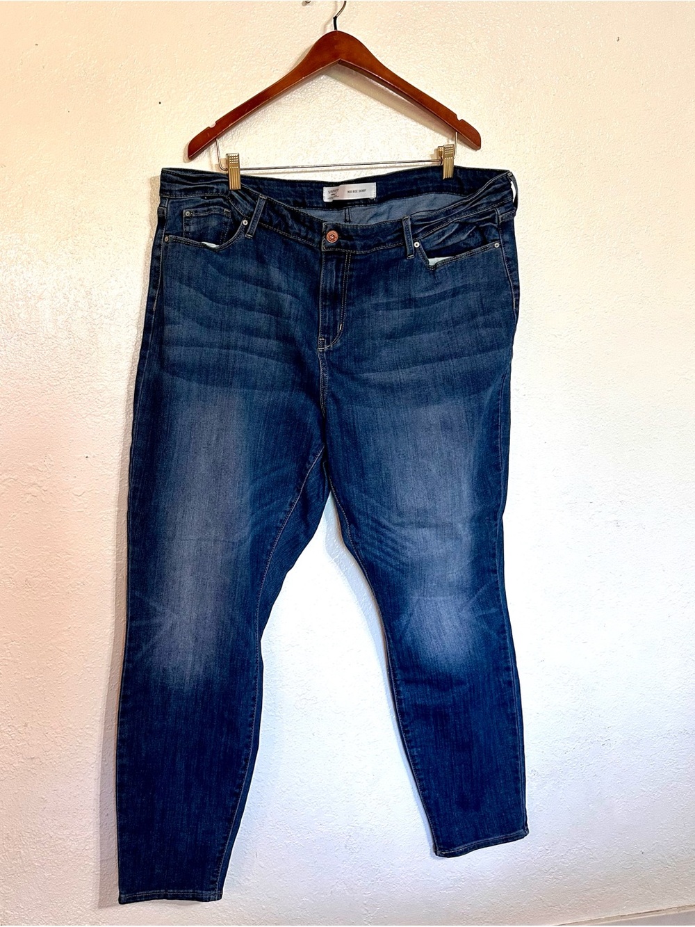 Signature by Levi Strauss Women’s Dark Blue Boyfriend Jeans